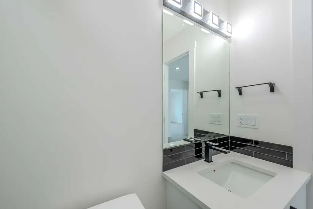 93 Coral Reef Crescent NE Calgary AB T3J 3Y4