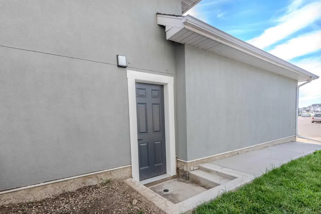 93 Coral Reef Crescent NE Calgary AB T3J 3Y4