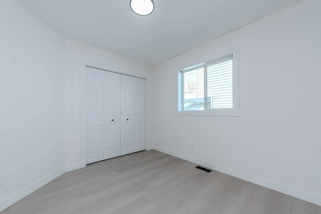 93 Coral Reef Crescent NE Calgary AB T3J 3Y4