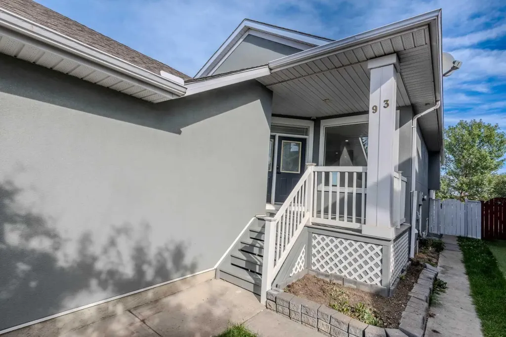 93 Coral Reef Crescent NE Calgary AB T3J 3Y4