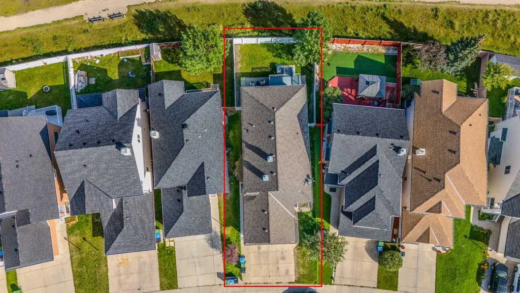 93 Coral Reef Crescent NE Calgary AB T3J 3Y4