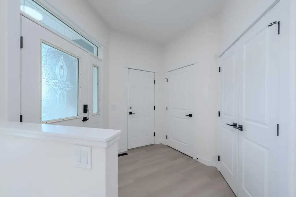 93 Coral Reef Crescent NE Calgary AB T3J 3Y4