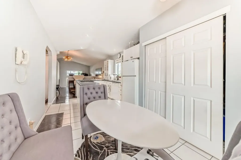 307 Mt Lorette Place SE Calgary AB T2Z 2L8