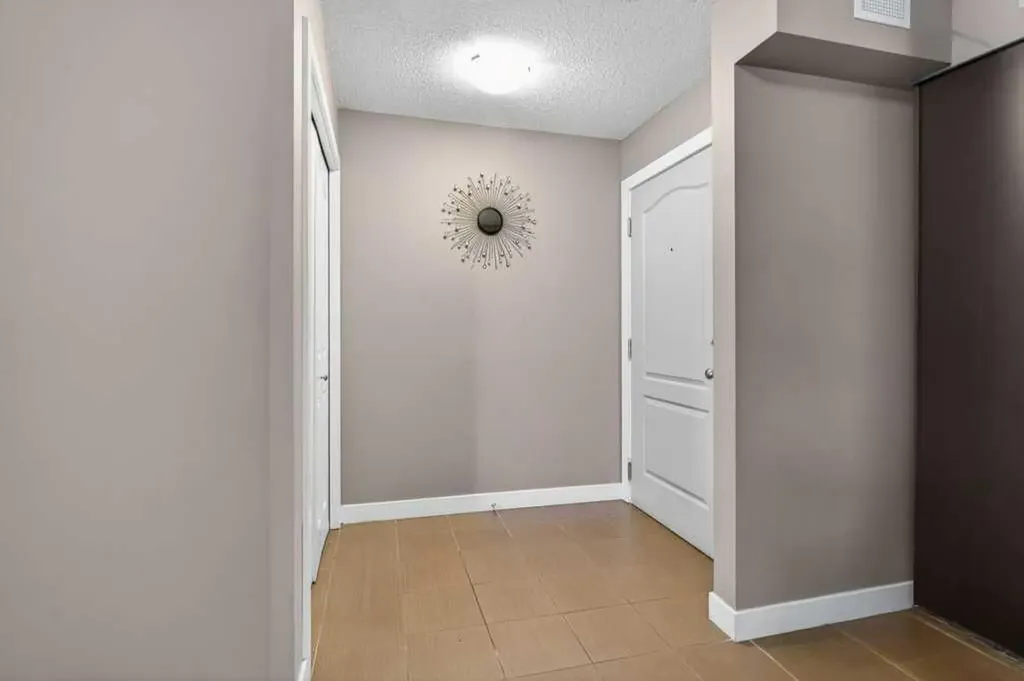 7210 80 Avenue NE Calgary AB T3J 0N7