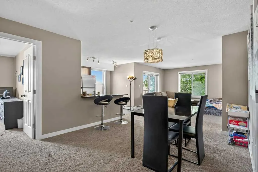 7210 80 Avenue NE Calgary AB T3J 0N7