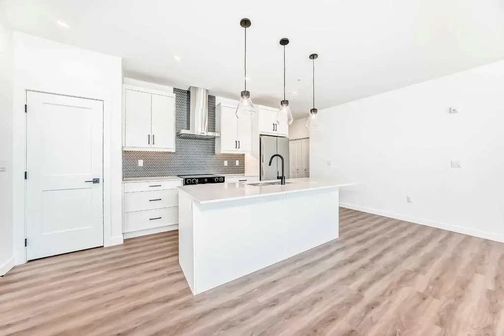 430 Sage Hill Road NW Calgary AB T3R 2J9