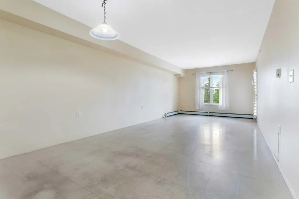 80A Kelloway Crescent Red Deer AB T4P 4G7