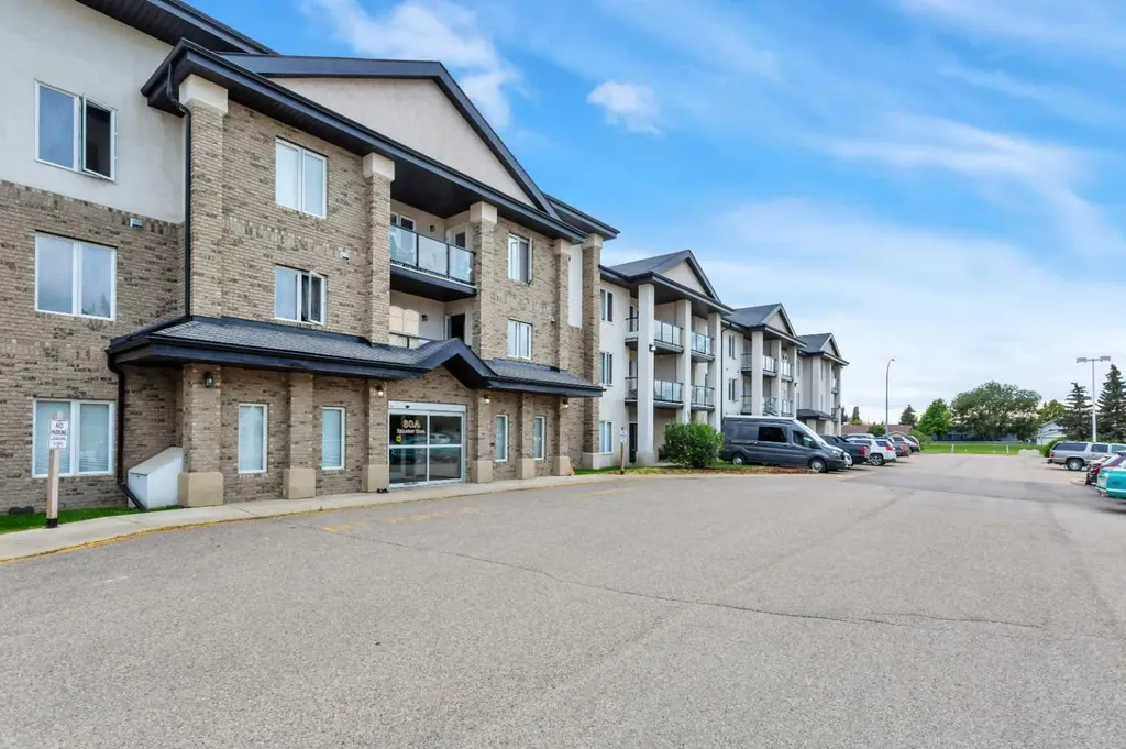 80A Kelloway Crescent Red Deer AB T4P 4G7