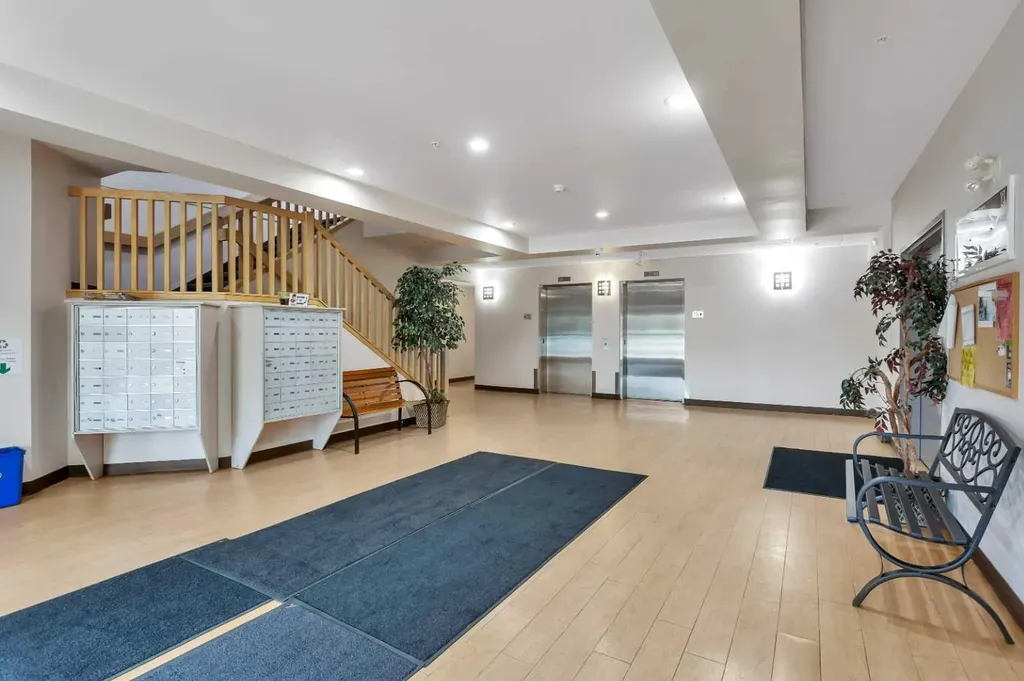 80A Kelloway Crescent Red Deer AB T4P 4G7