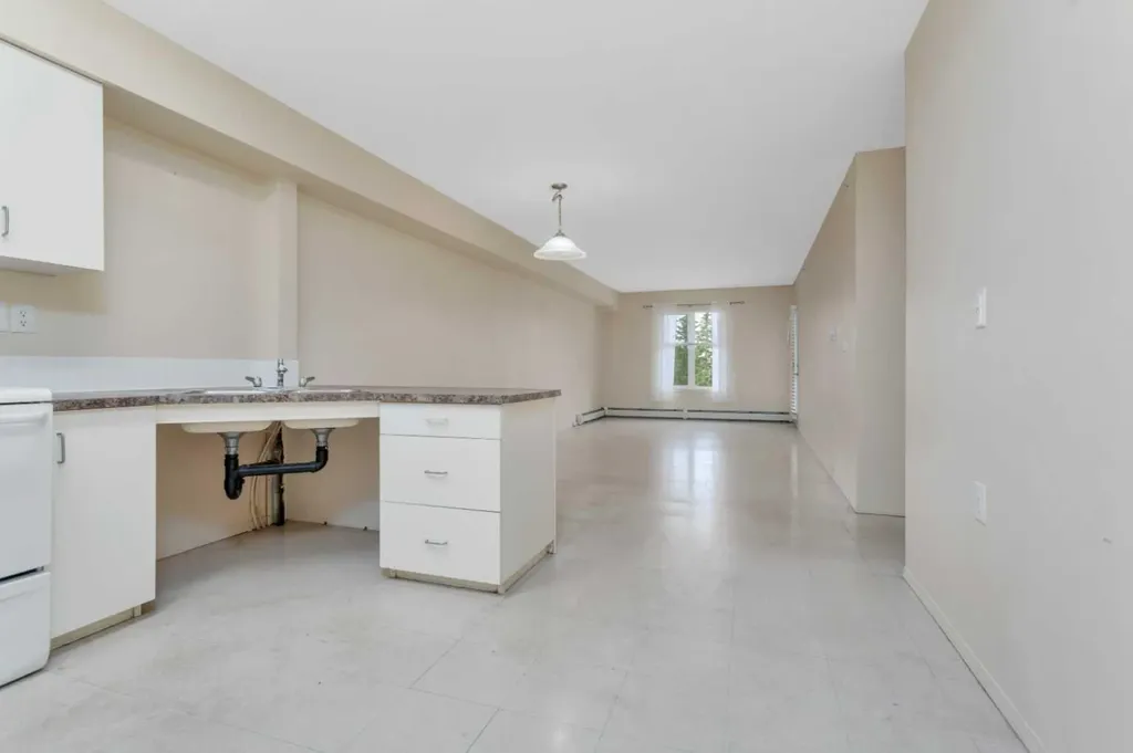80A Kelloway Crescent Red Deer AB T4P 4G7