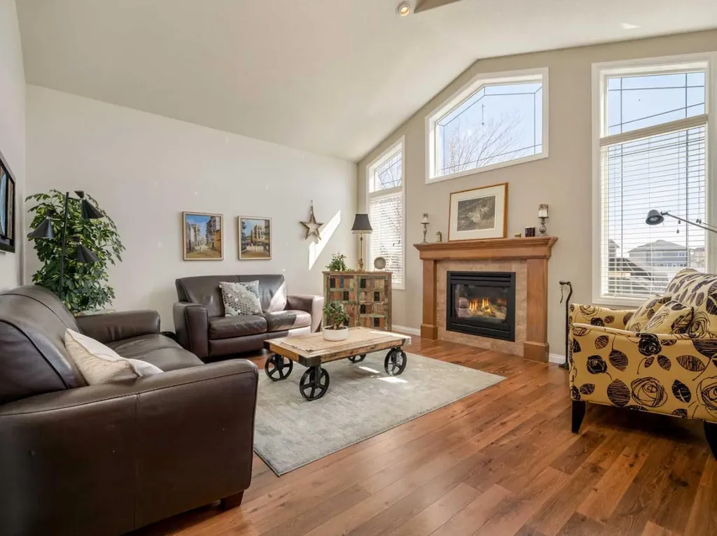 1656 Coalbanks Boulevard W Lethbridge AB T1J 2X4