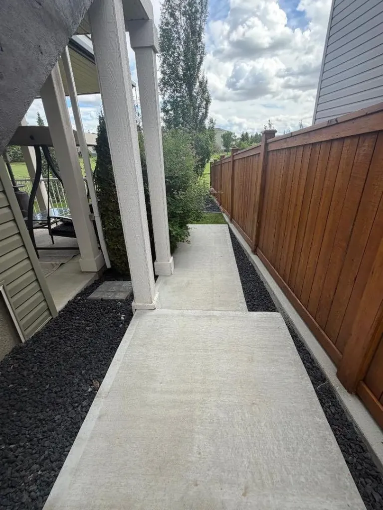 1656 Coalbanks Boulevard W Lethbridge AB T1J 2X4