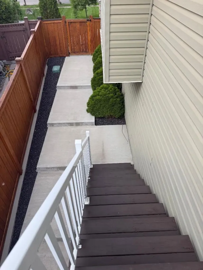 1656 Coalbanks Boulevard W Lethbridge AB T1J 2X4