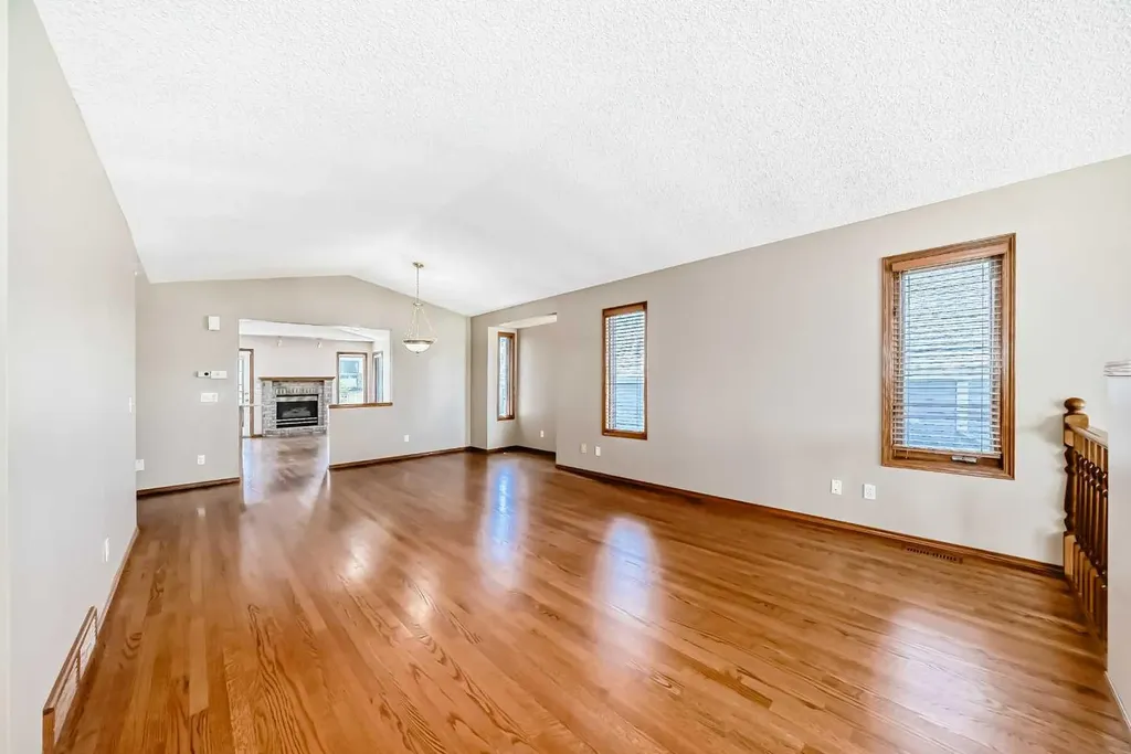 96 Arbour Ridge Way NW Calgary AB T3G 3T1