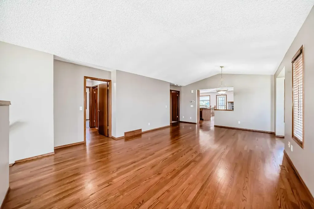 96 Arbour Ridge Way NW Calgary AB T3G 3T1