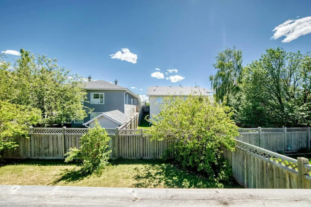 96 Arbour Ridge Way NW Calgary AB T3G 3T1