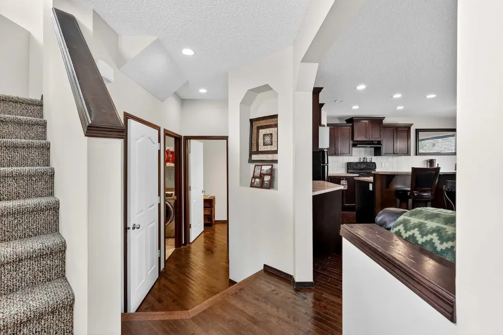 490 New Brighton Drive SE Calgary AB T2Z 0K1