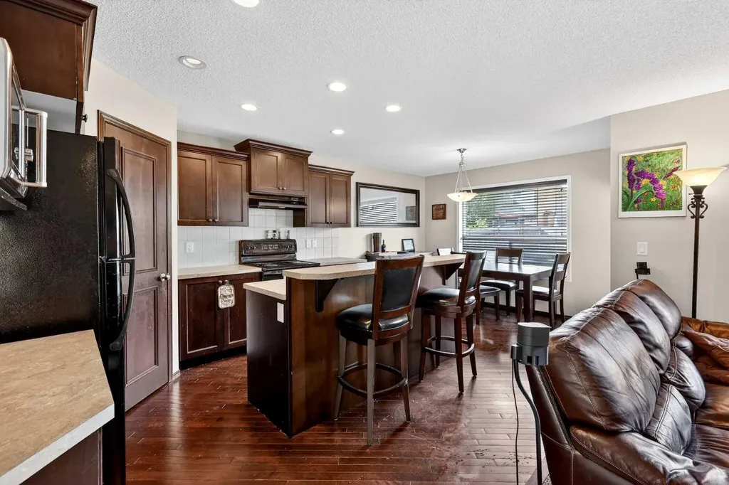 490 New Brighton Drive SE Calgary AB T2Z 0K1