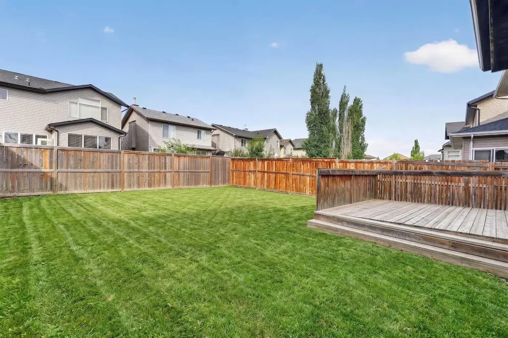 490 New Brighton Drive SE Calgary AB T2Z 0K1