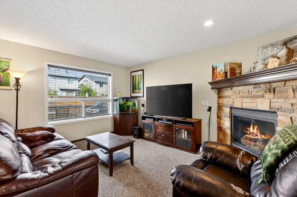 490 New Brighton Drive SE Calgary AB T2Z 0K1