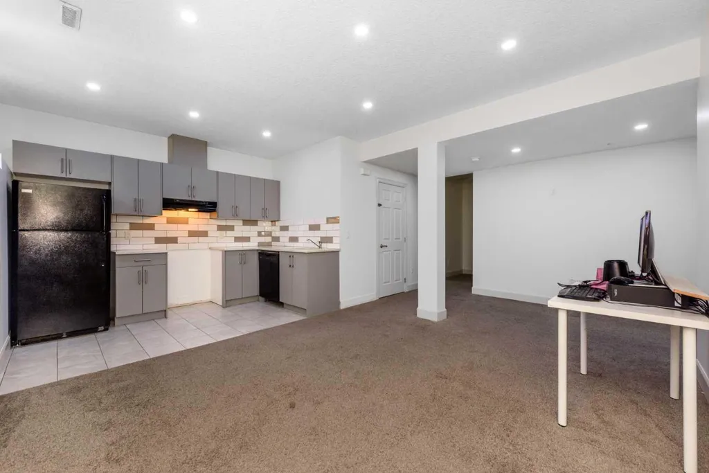 15 Cityscape Crescent NE Calgary AB T3N0S5