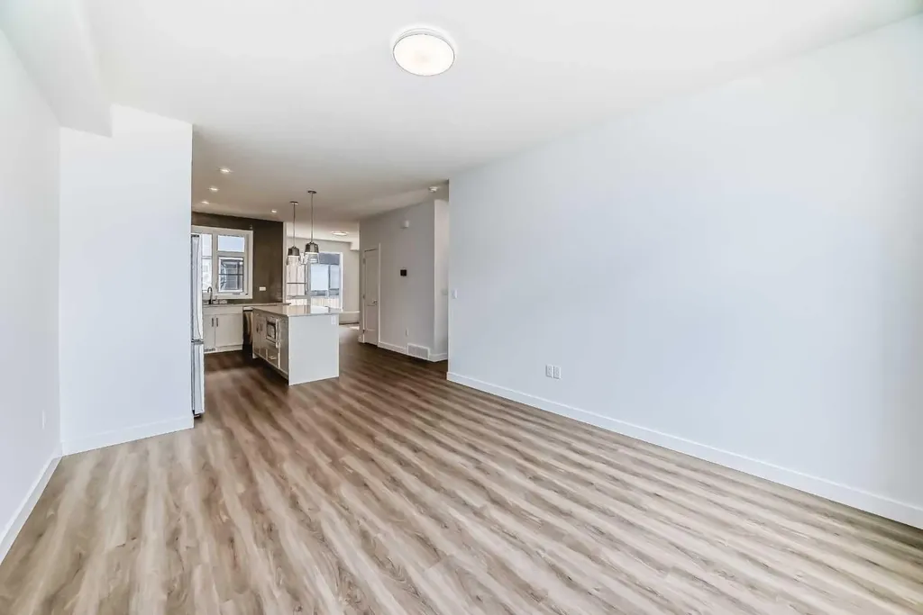 199 Sage Hill Heights Calgary AB T3R 2M8