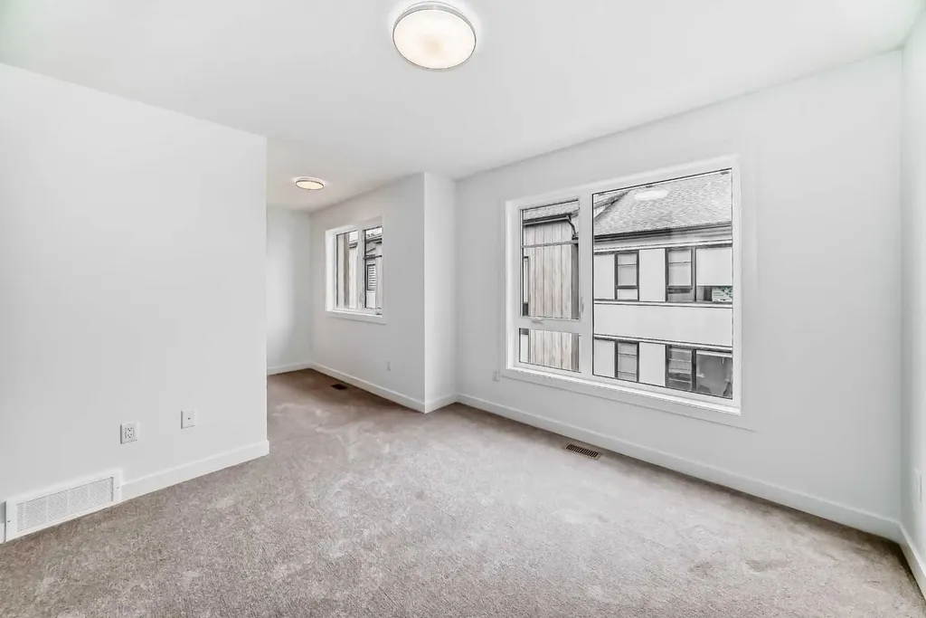 199 Sage Hill Heights Calgary AB T3R 2M8
