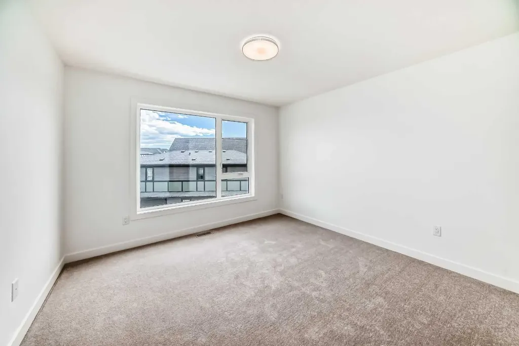 199 Sage Hill Heights Calgary AB T3R 2M8