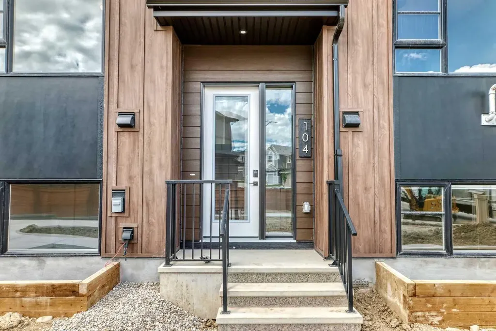 199 Sage Hill Heights Calgary AB T3R 2M8