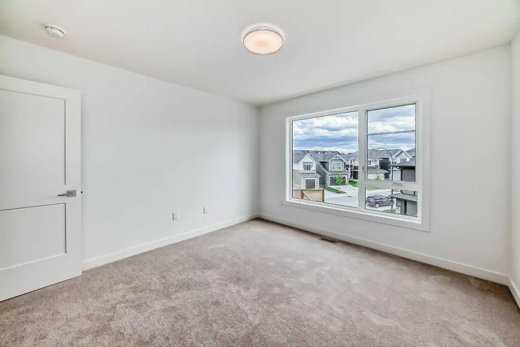 199 Sage Hill Heights Calgary AB T3R 2M8