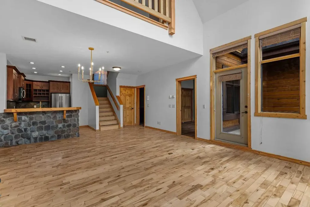 75 Dyrgas Gate Canmore AB T1W0A6