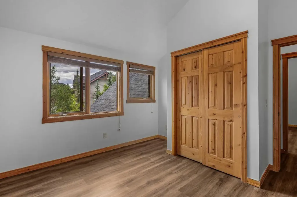 75 Dyrgas Gate Canmore AB T1W0A6