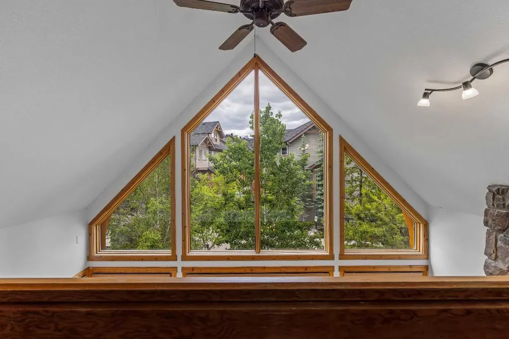 75 Dyrgas Gate Canmore AB T1W0A6