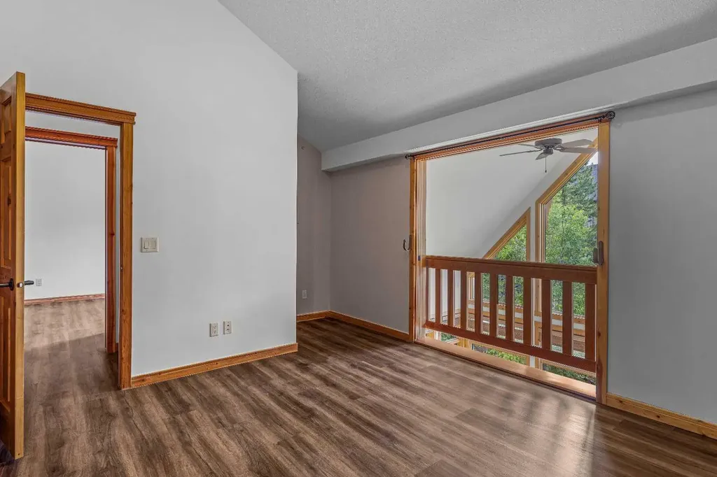 75 Dyrgas Gate Canmore AB T1W0A6