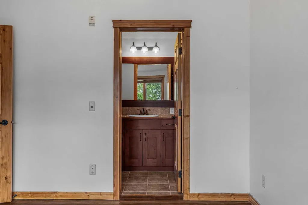 75 Dyrgas Gate Canmore AB T1W0A6