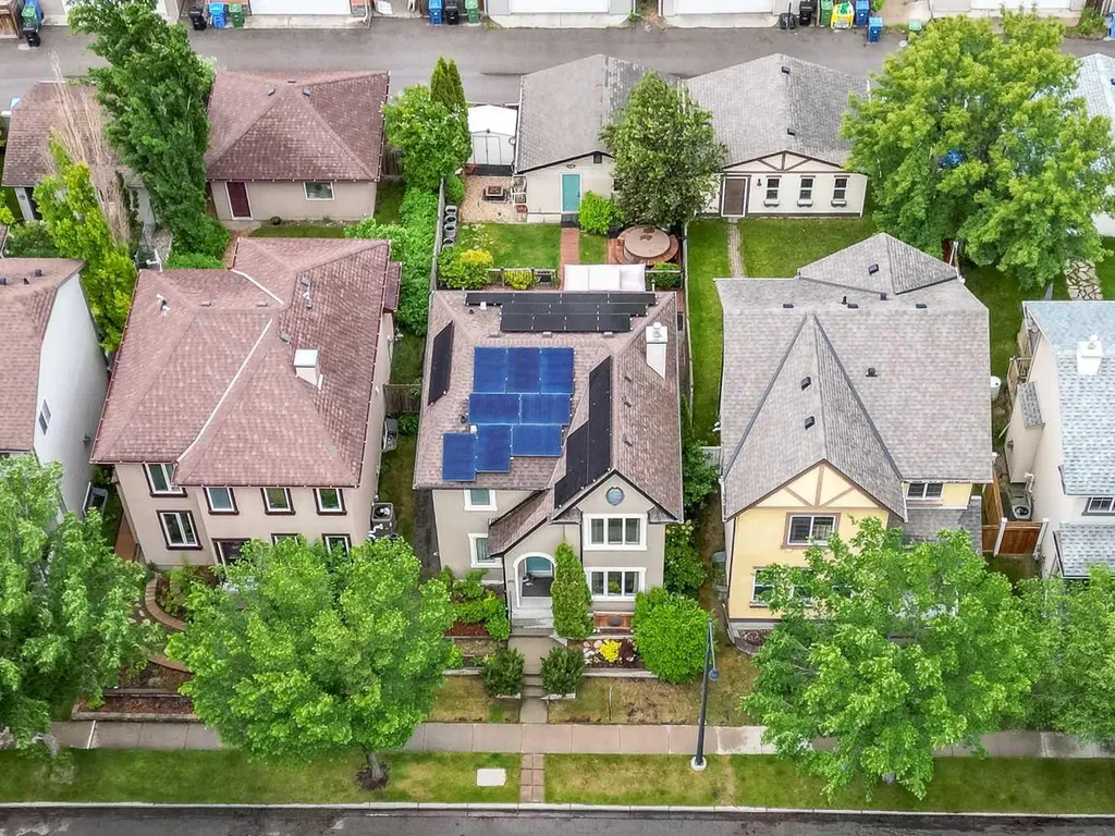 87 Elgin Drive Calgary AB T2Z 4H1