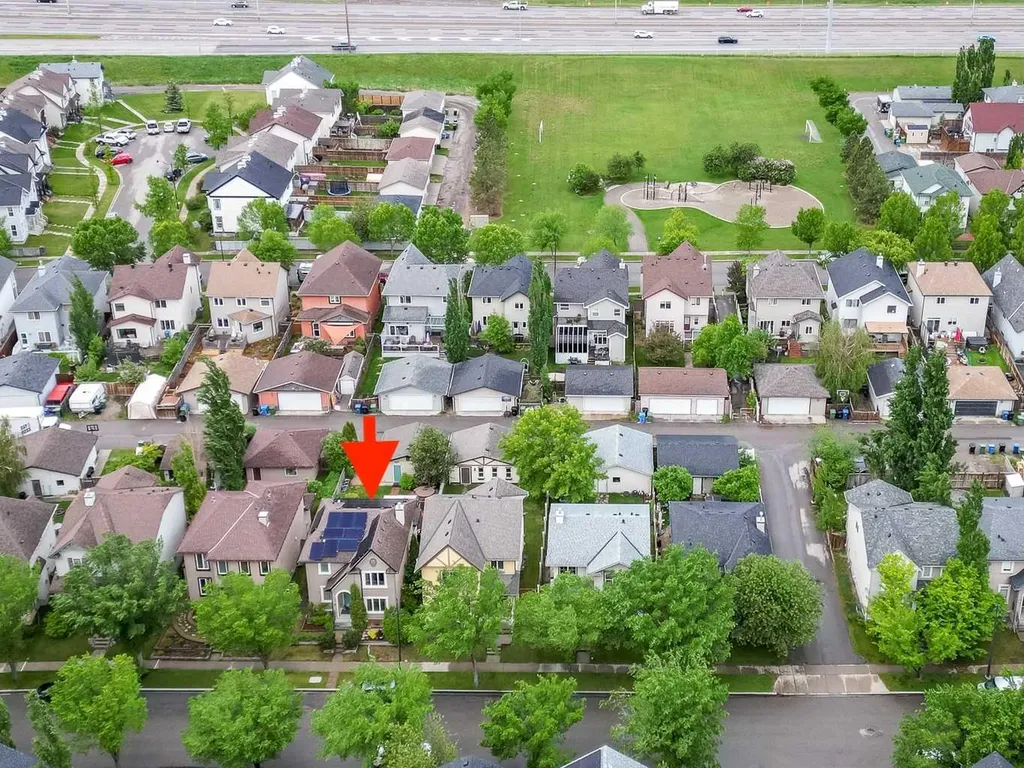 87 Elgin Drive Calgary AB T2Z 4H1