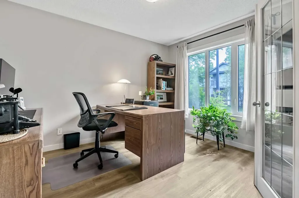 87 Elgin Drive Calgary AB T2Z 4H1