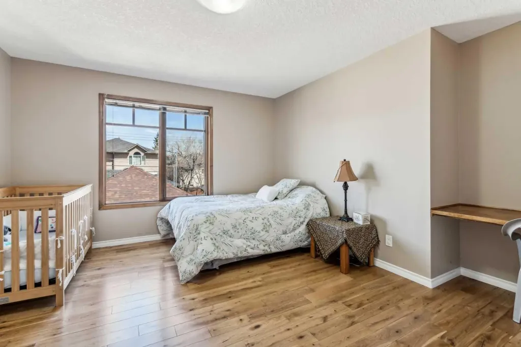 4538 Montgomery Avenue NW Calgary AB T3B 0K9