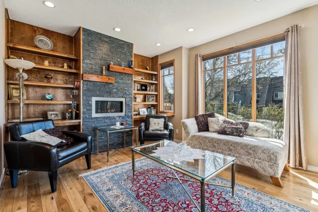 4538 Montgomery Avenue NW Calgary AB T3B 0K9