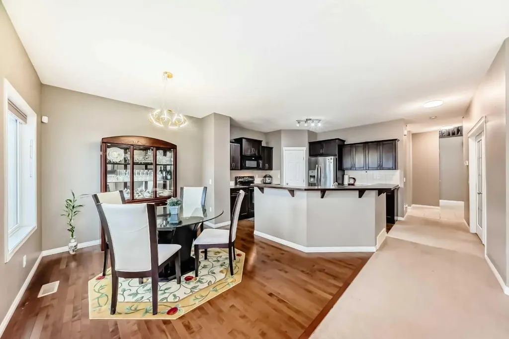2092 Reunion Boulevard NW Airdrie AB T4B 0J2