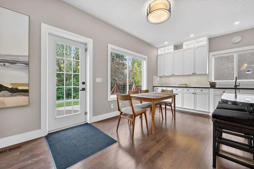 46 Simcrest Manor SW Calgary AB T3H4K2