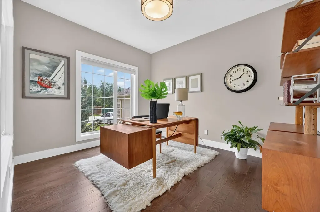 46 Simcrest Manor SW Calgary AB T3H4K2
