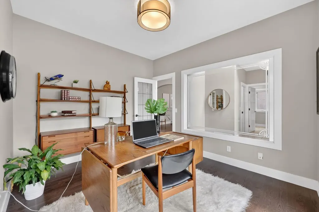 46 Simcrest Manor SW Calgary AB T3H4K2