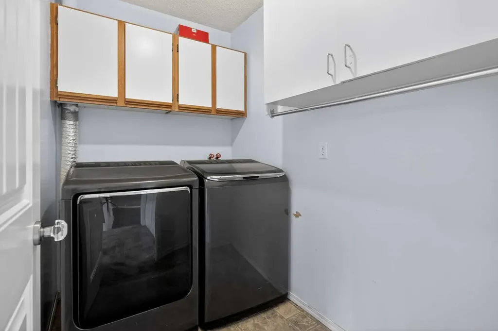 504 1 Avenue NE Airdrie AB T4B 1R1