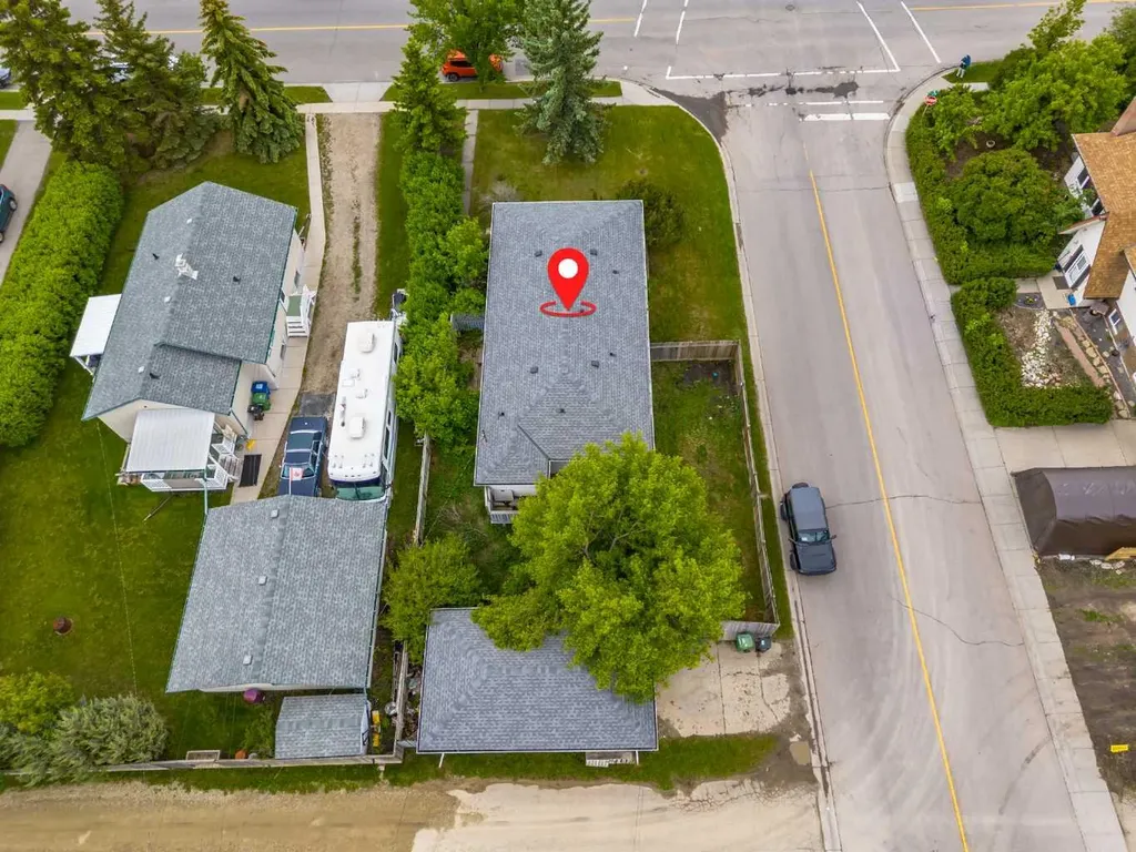 504 1 Avenue NE Airdrie AB T4B 1R1