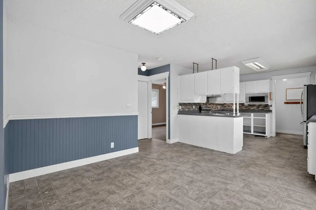 504 1 Avenue NE Airdrie AB T4B 1R1