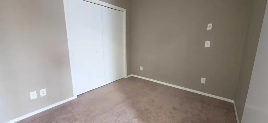 4641 128 Avenue NE Calgary AB T3N1T4