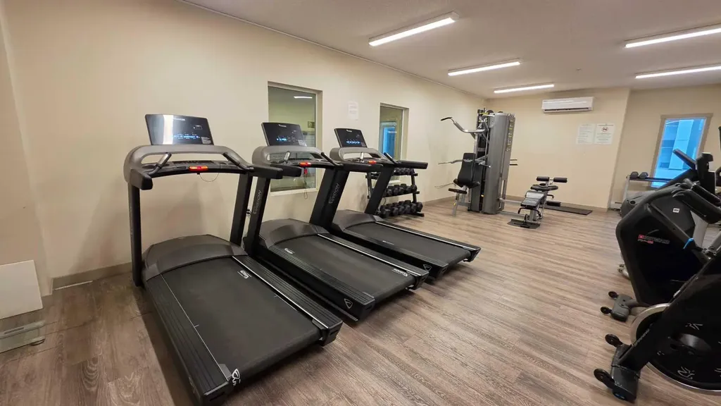 4641 128 Avenue NE Calgary AB T3N1T4