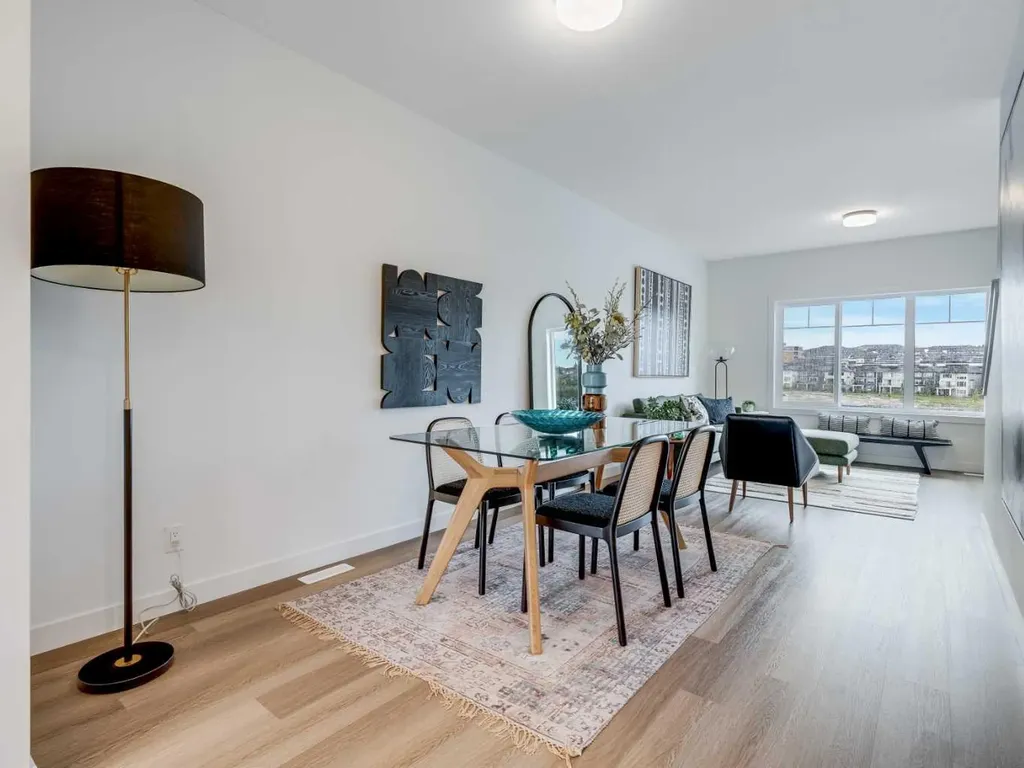 2231 81st Street SW Calgary AB T3H 6M4